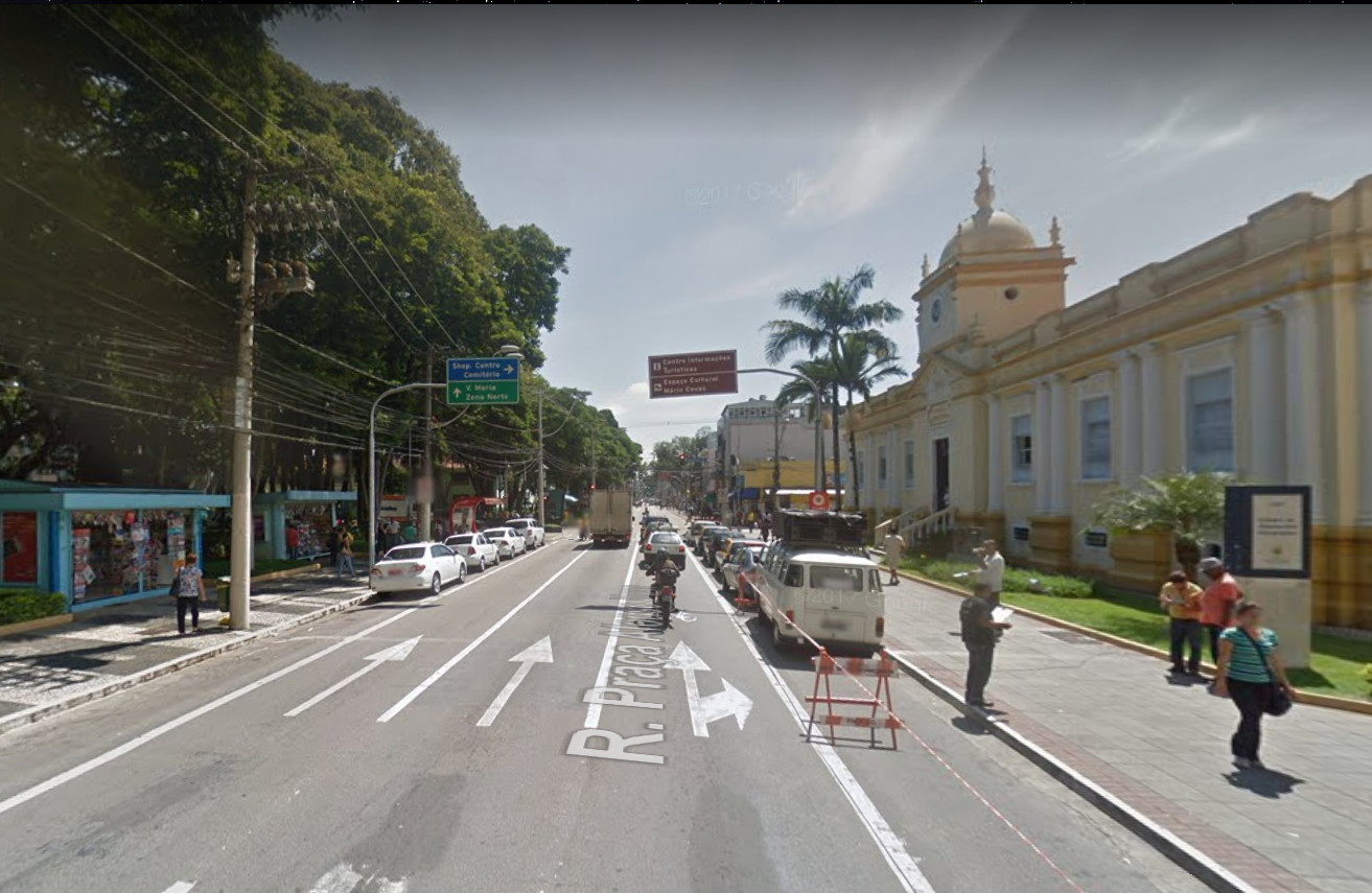 Por que Rua XV de Novembro?