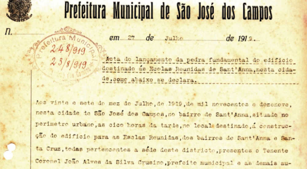 Antigos documentos das escolas do município